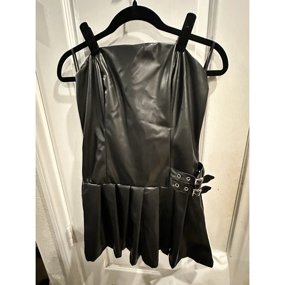 Fashion Nova‎ Faux Leather Strapless Romper Black Buckle Detail Size L